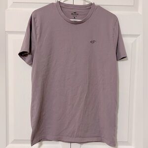 Hollister Men's Purple Short Sleeve Tee